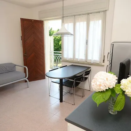 Terry Apartman *